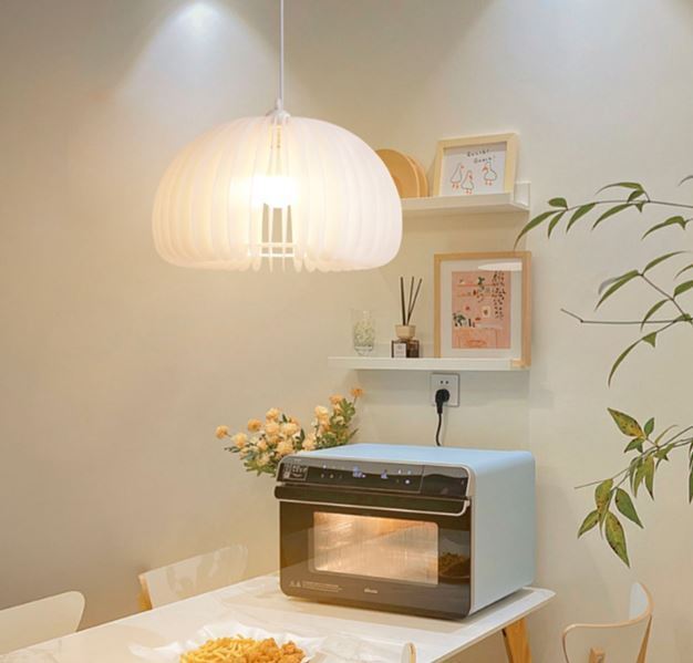 Cream Style Pendant